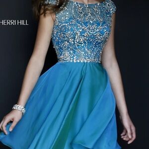 👑 NWT Gorgeous Sherri Hill Dress Style 32320 size 22